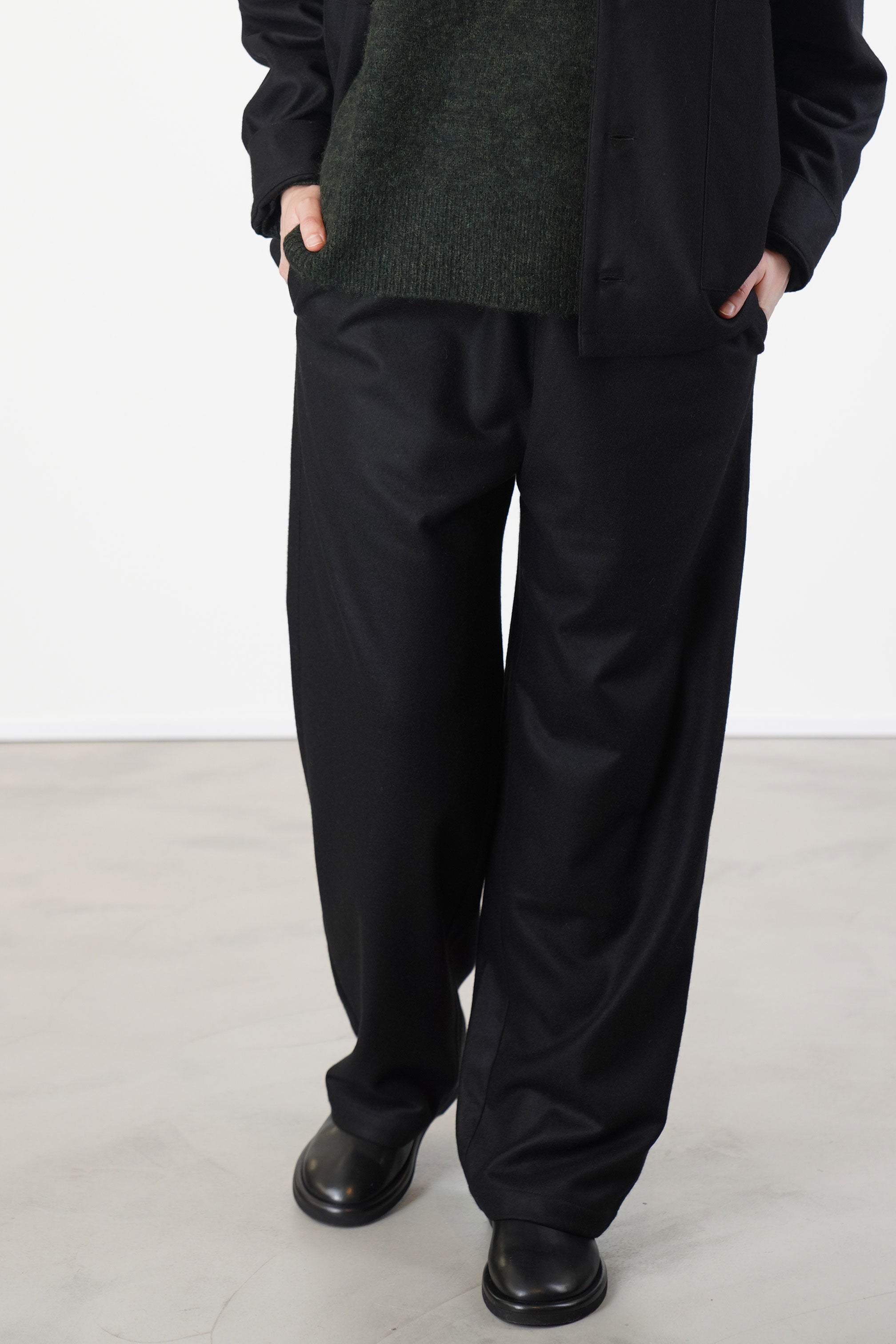 trousers isho cashmere black