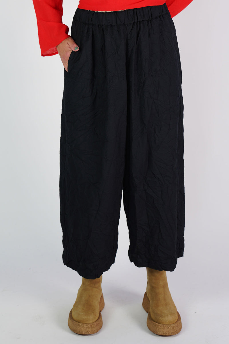 light twill crinkle pants black