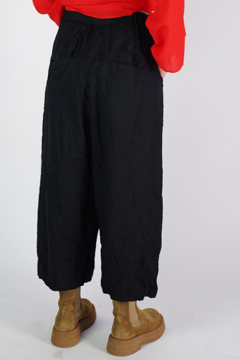 light twill crinkle pants black