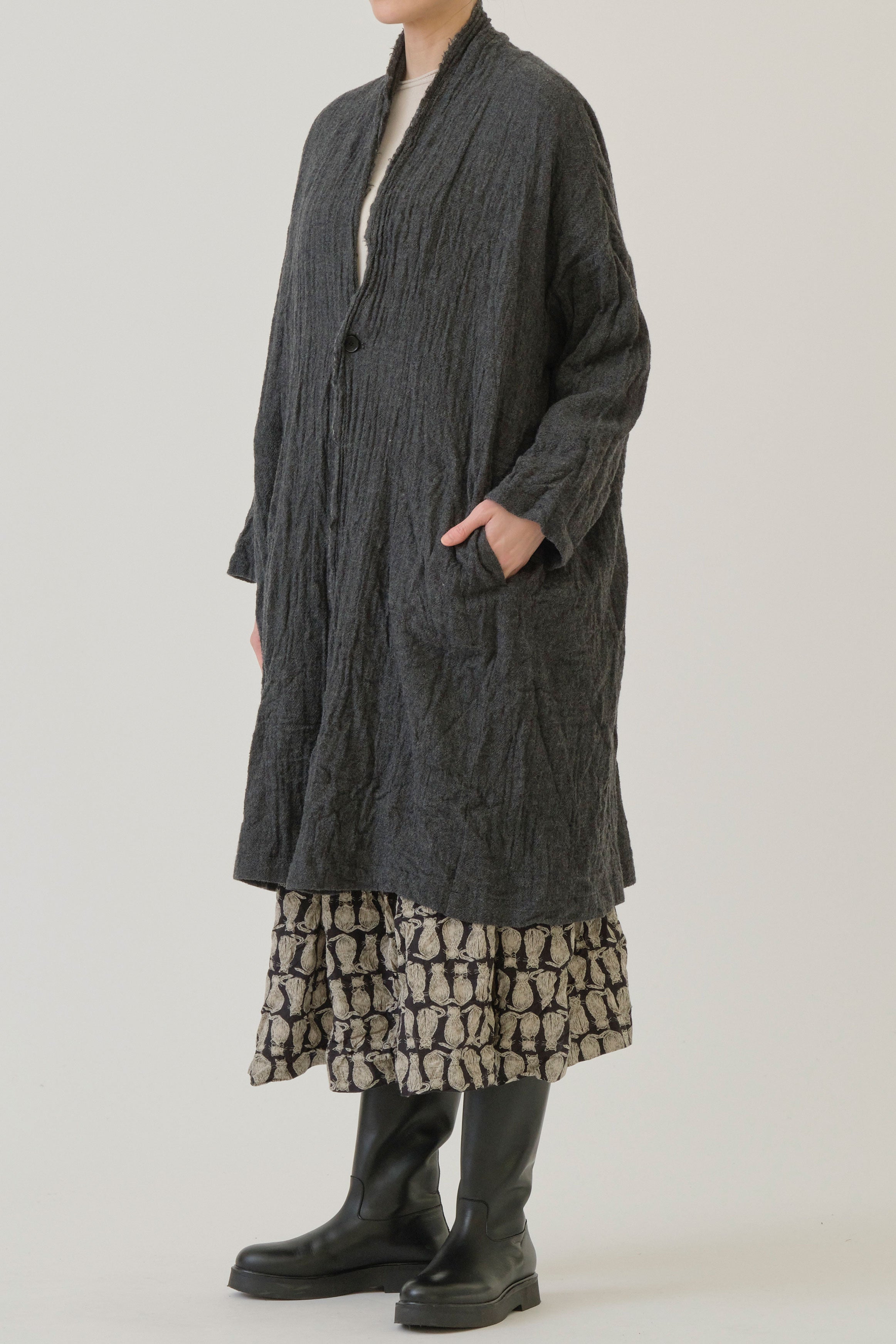 pas de calais refined wool gauze coat charcoal | carrousel the store