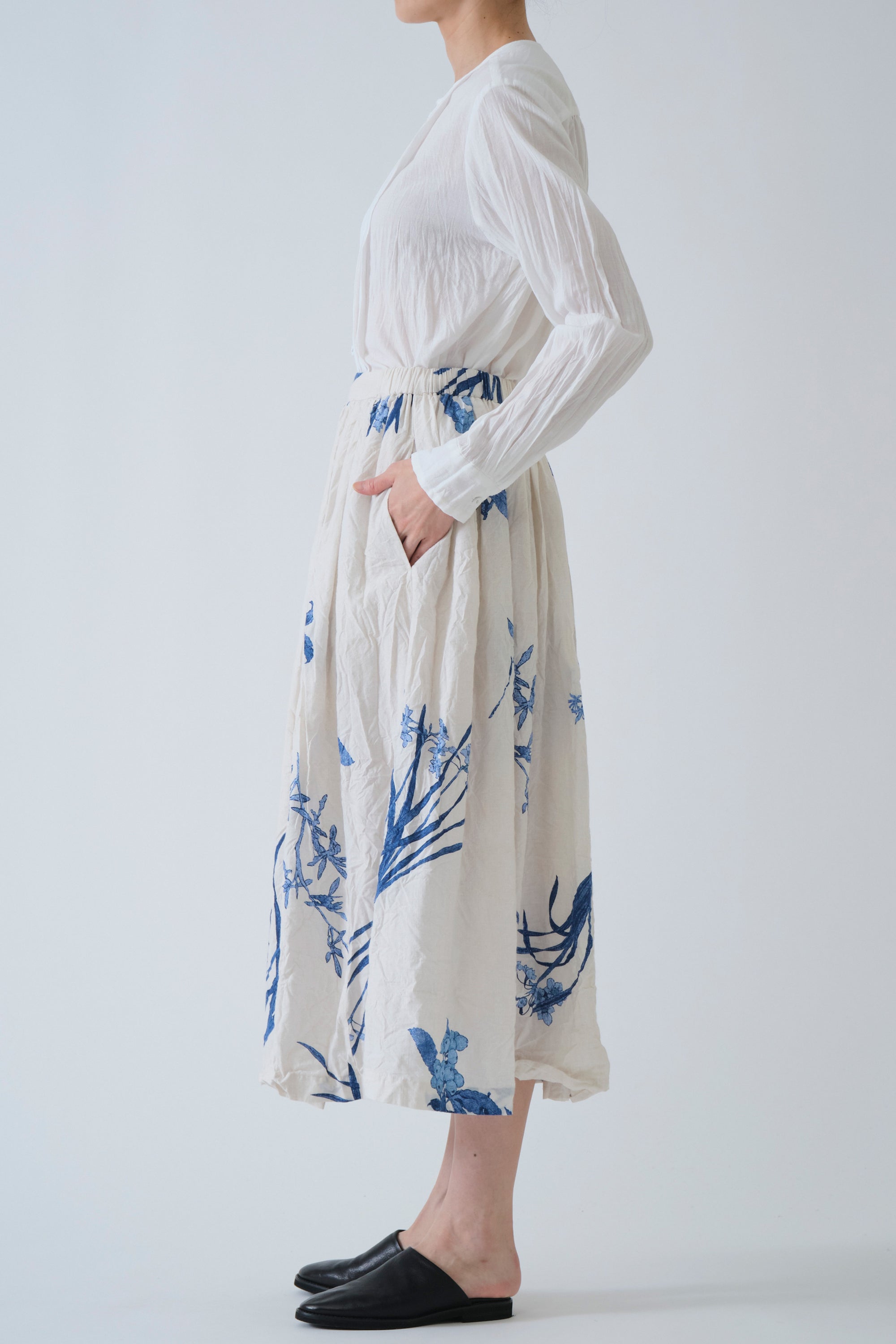 japonism flower print skirt ivory