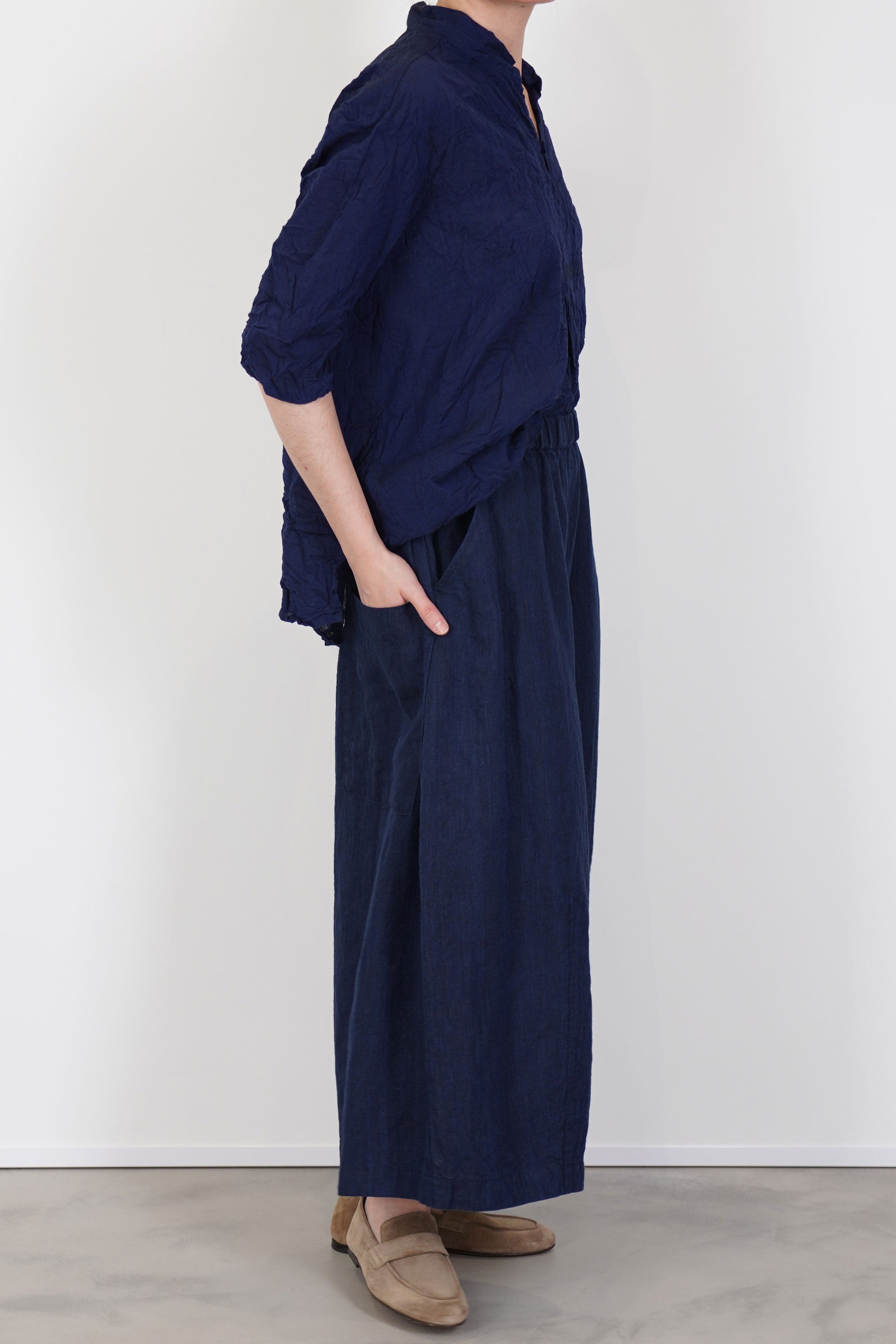 pas de calais chambray wide pants linen indigo | carrousel the store