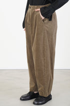 cropped balloon pants beige
