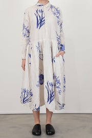 model wearing pas de calais japonism flower print dress ivory 