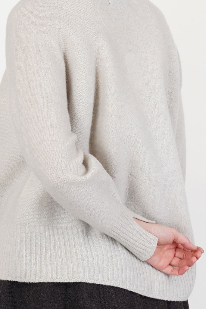 loose turtleneck pullover wool greige