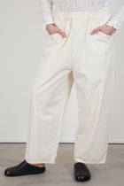 model wearing pas de calais natural denim easy pants ivory 
