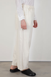 side view of pas de calais natural denim easy pants ivory 