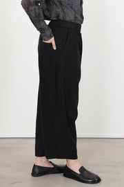 relaxed pants black