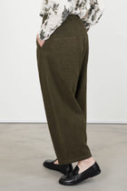 relaxed pants khaki