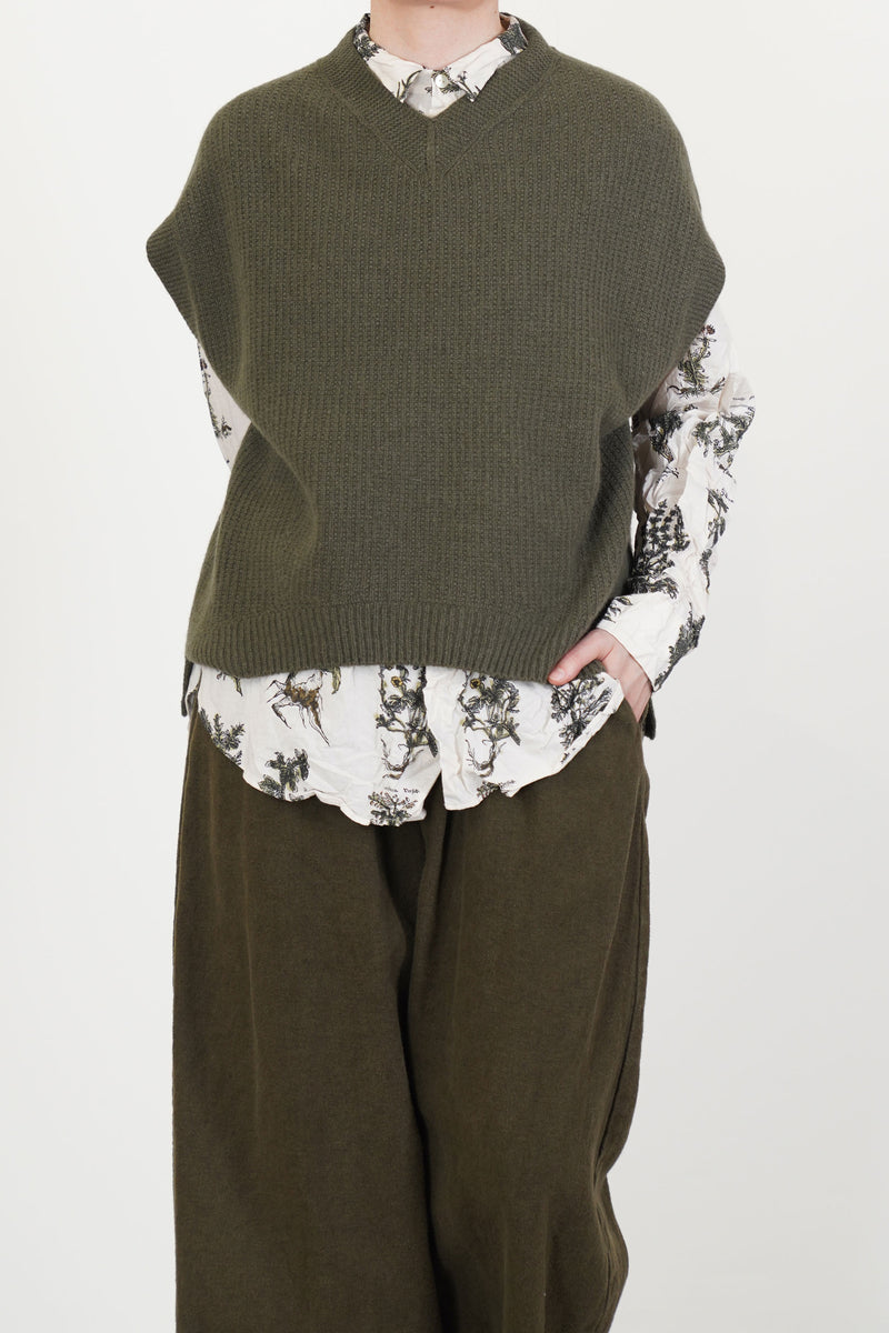sleeveless vest wool cashmere khaki