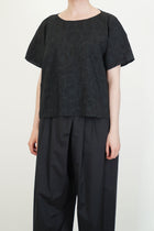 boundy print boat neck blouse black