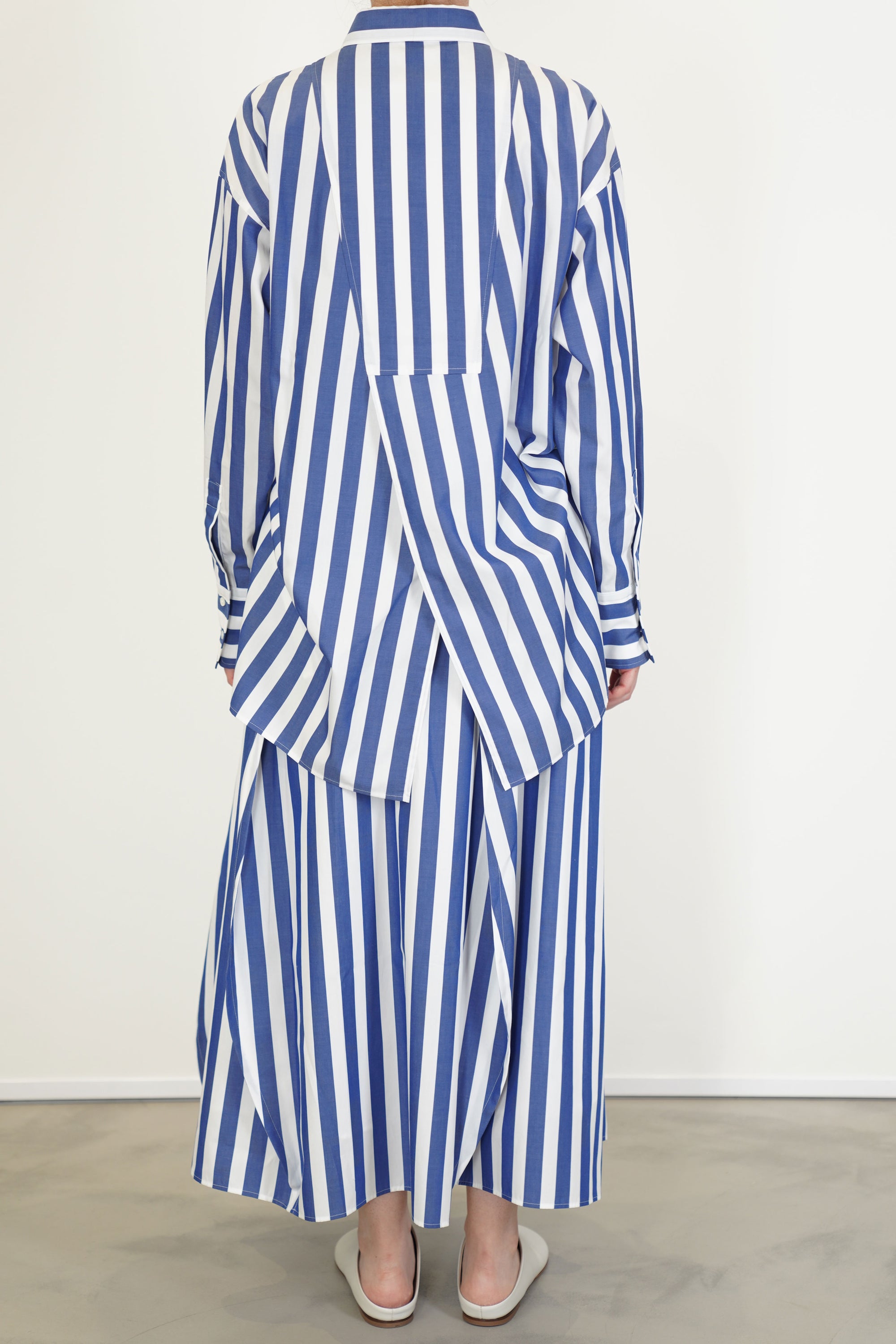 typewriter big shirt blue stripes