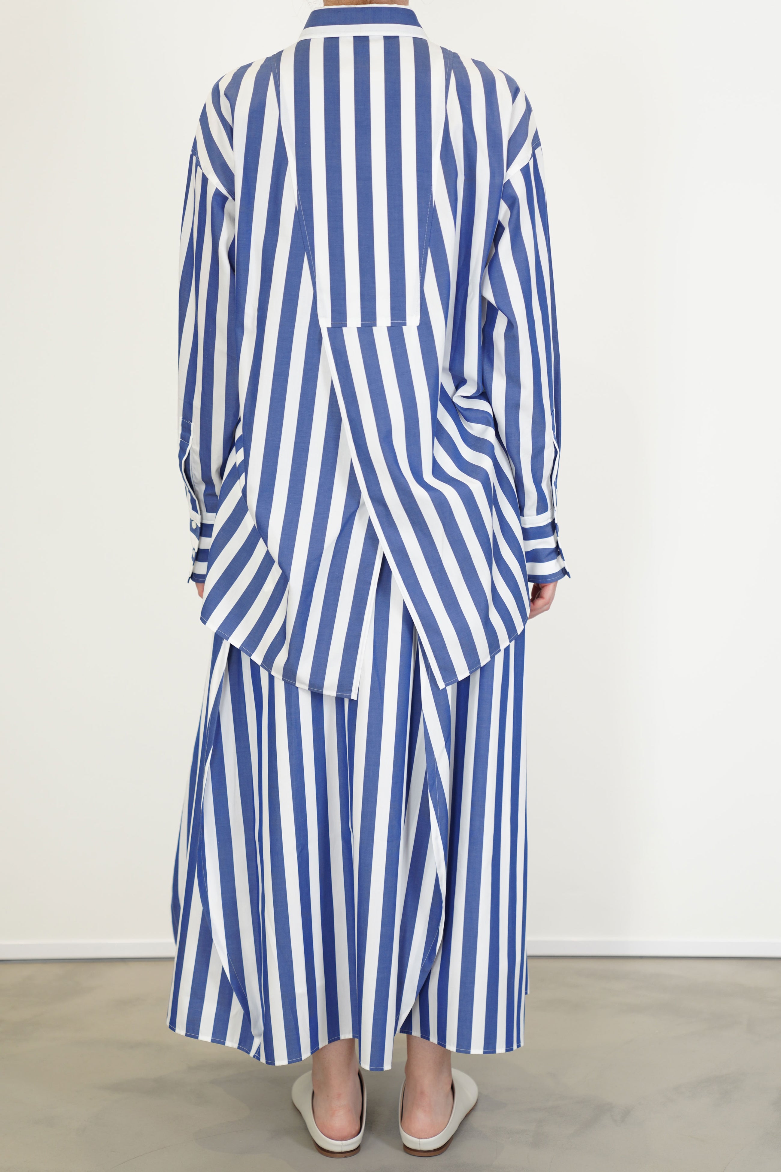typewriter big shirt blue stripes