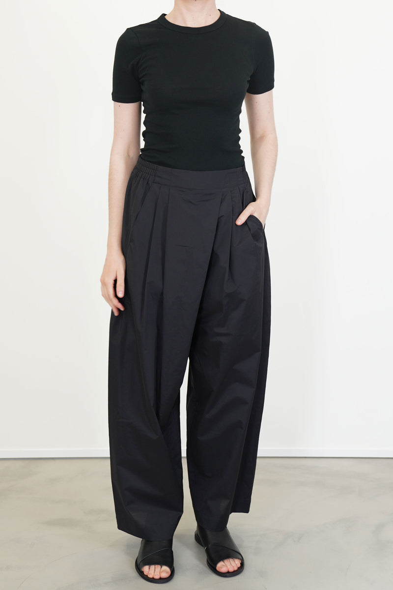 typewriter tucked pants black
