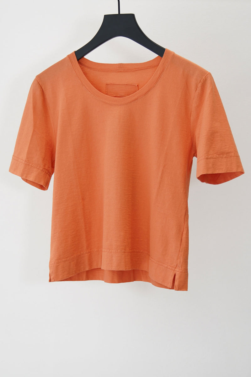cropped t-shirt sunset