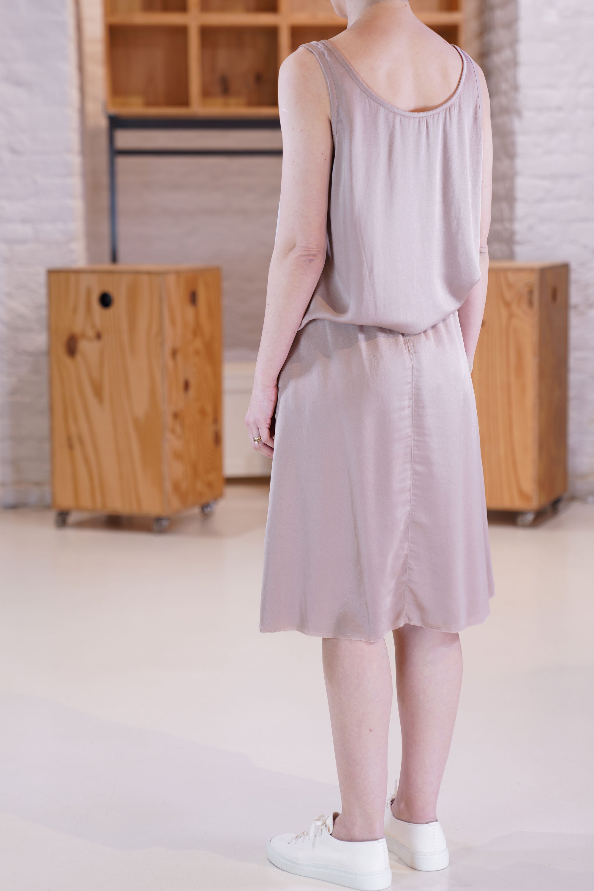 silk skirt skin