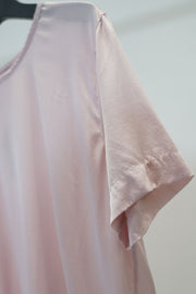 silk top pinky
