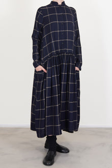 d dress wool fine check blue
