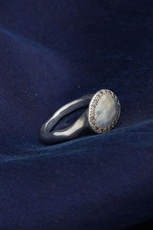 bliss ring silver cognac diamonds