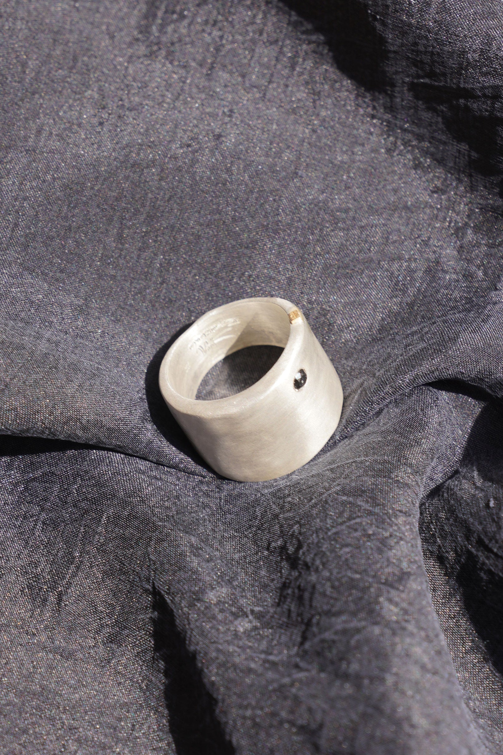 miva silver ring black diamond