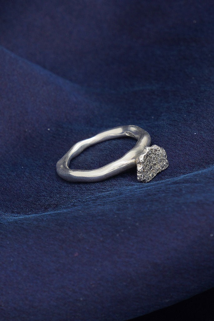 shargani ring silver icy grey diamonds