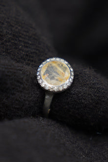 julia 3 ring silver icy white diamonds quartz