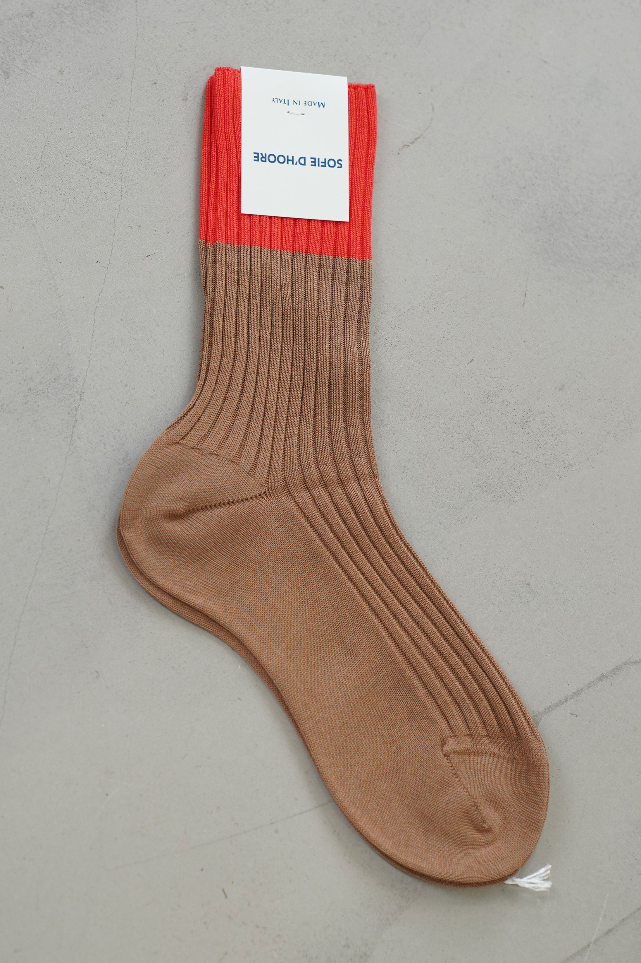 four bi-colored ribbed crew socks camel