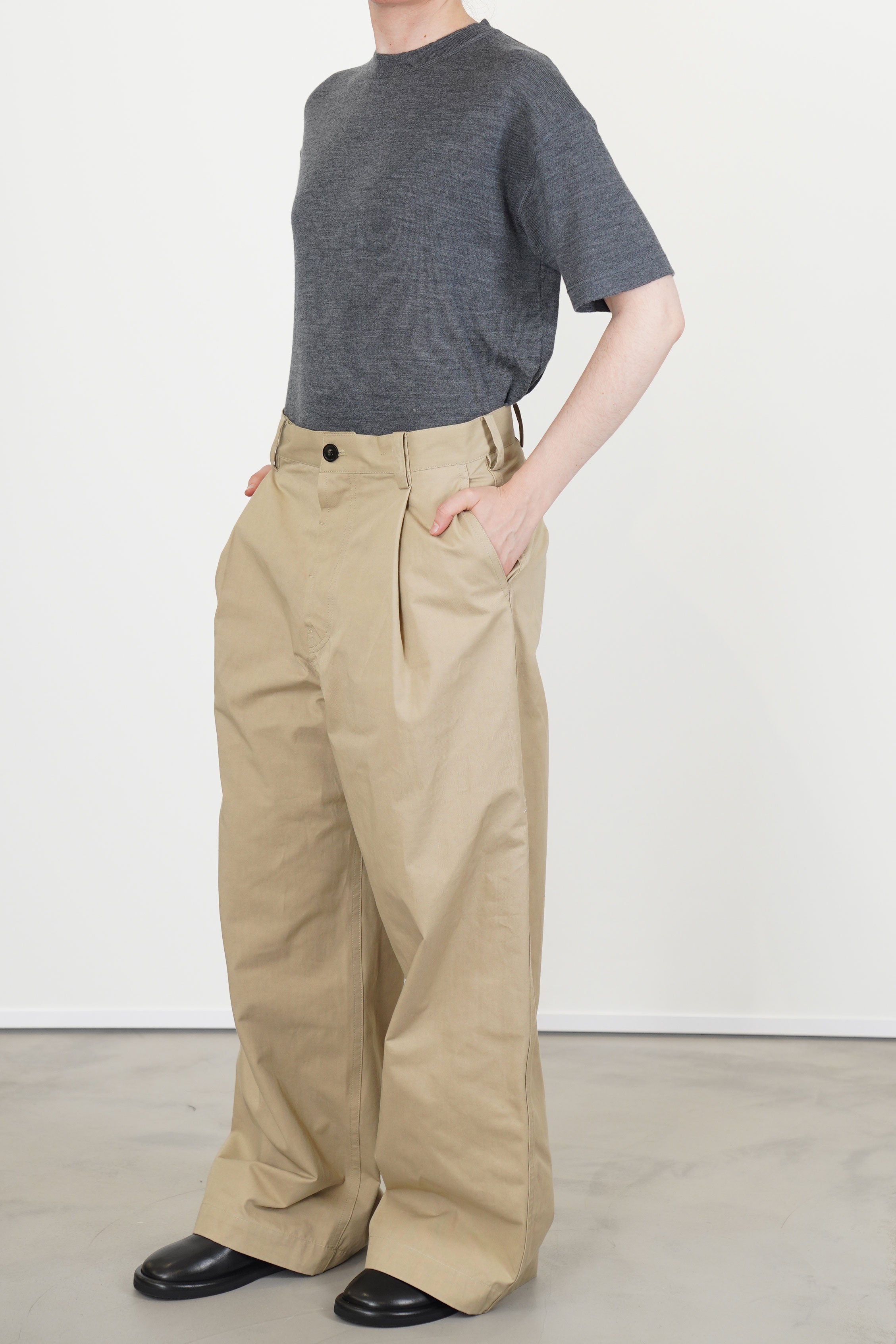 sofie d'hoore womenswear | belgian designer fashion | carrousel