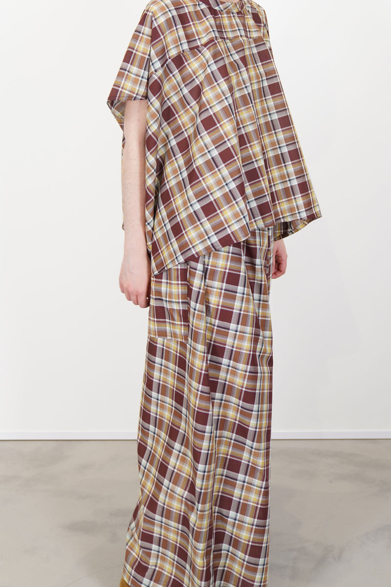 side view of sofie d'hoore shirt basker check toffee generous proportions and light drape