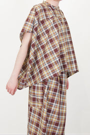 profile view of sofie d'hoore shirt basker check toffee loose and flowy cut