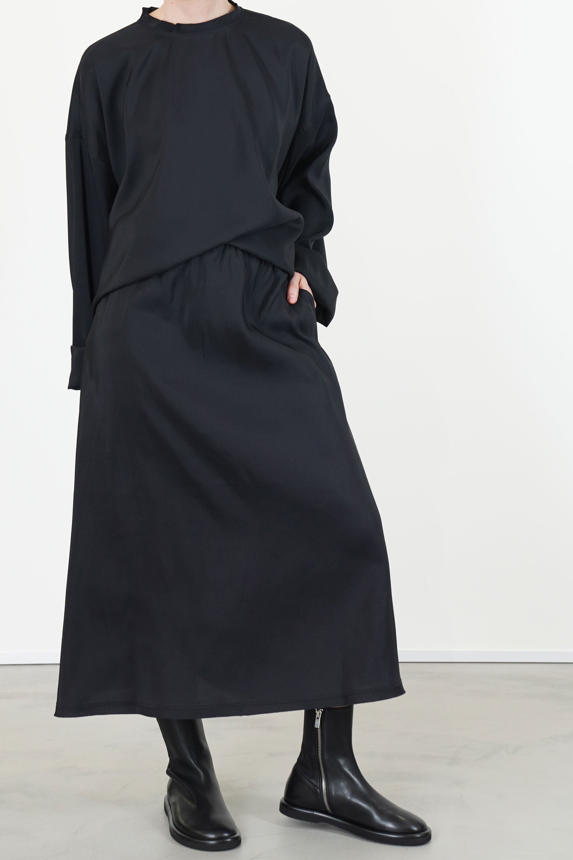 synne skirt silk cosmos