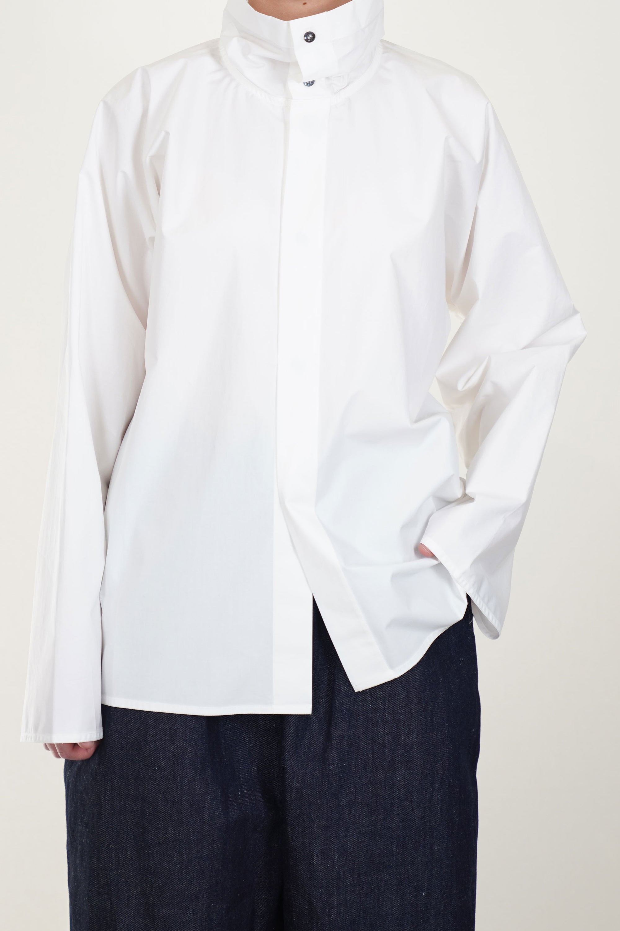 top belor off-white