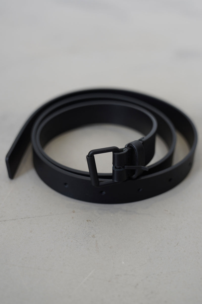 leather belt varnia black