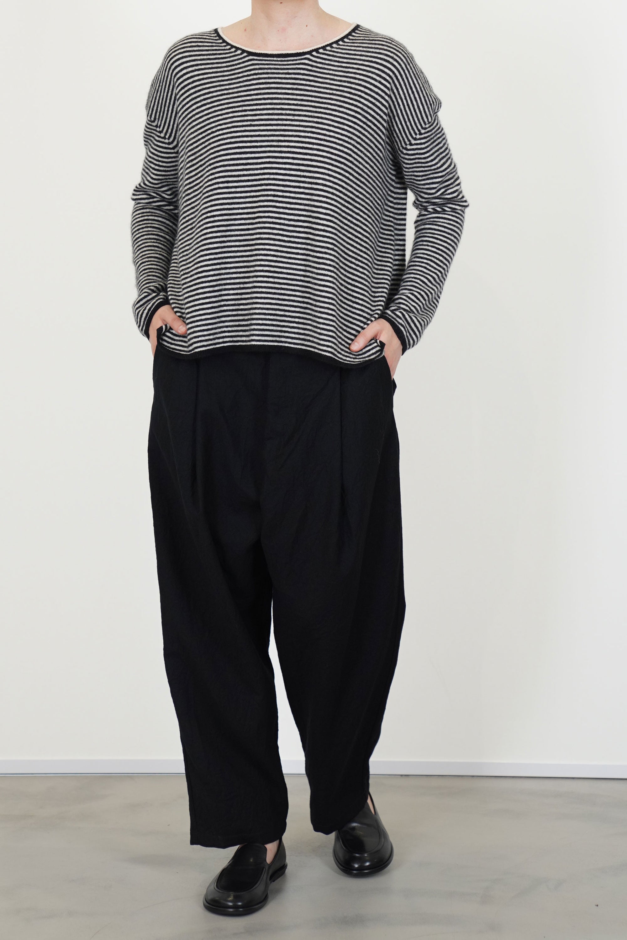 sweater wool silk black natural p2090/ts999