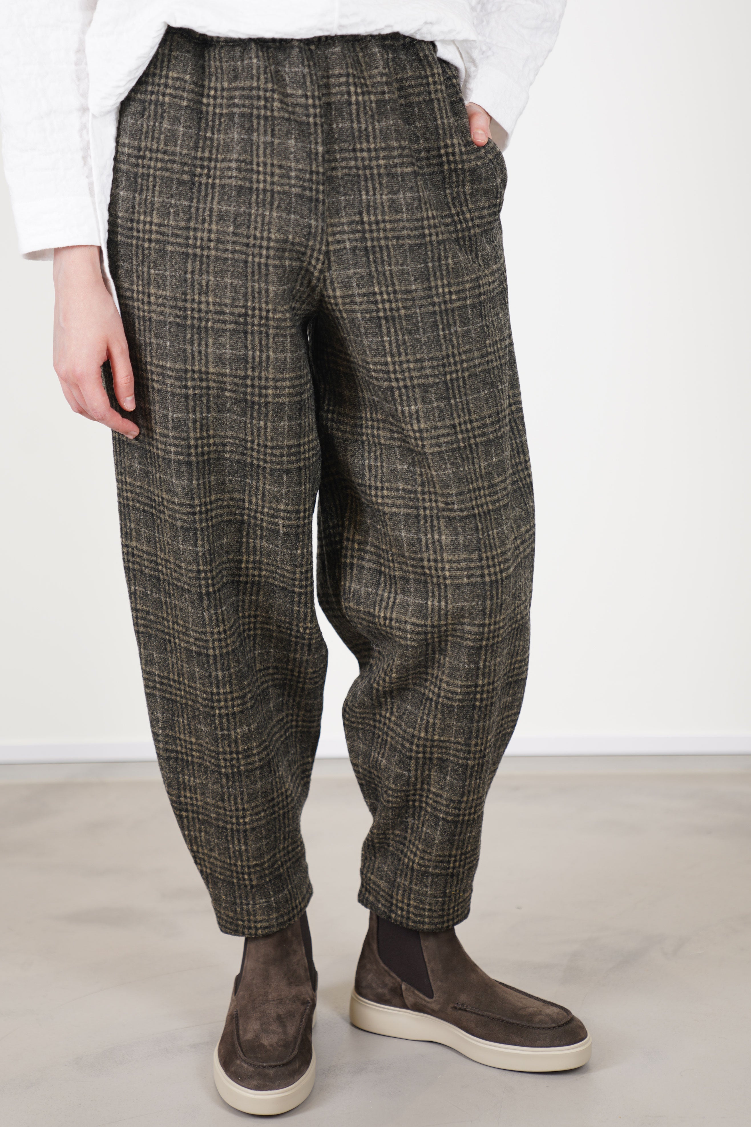 toogood acrobat trousers wool cardamom | carrousel the store