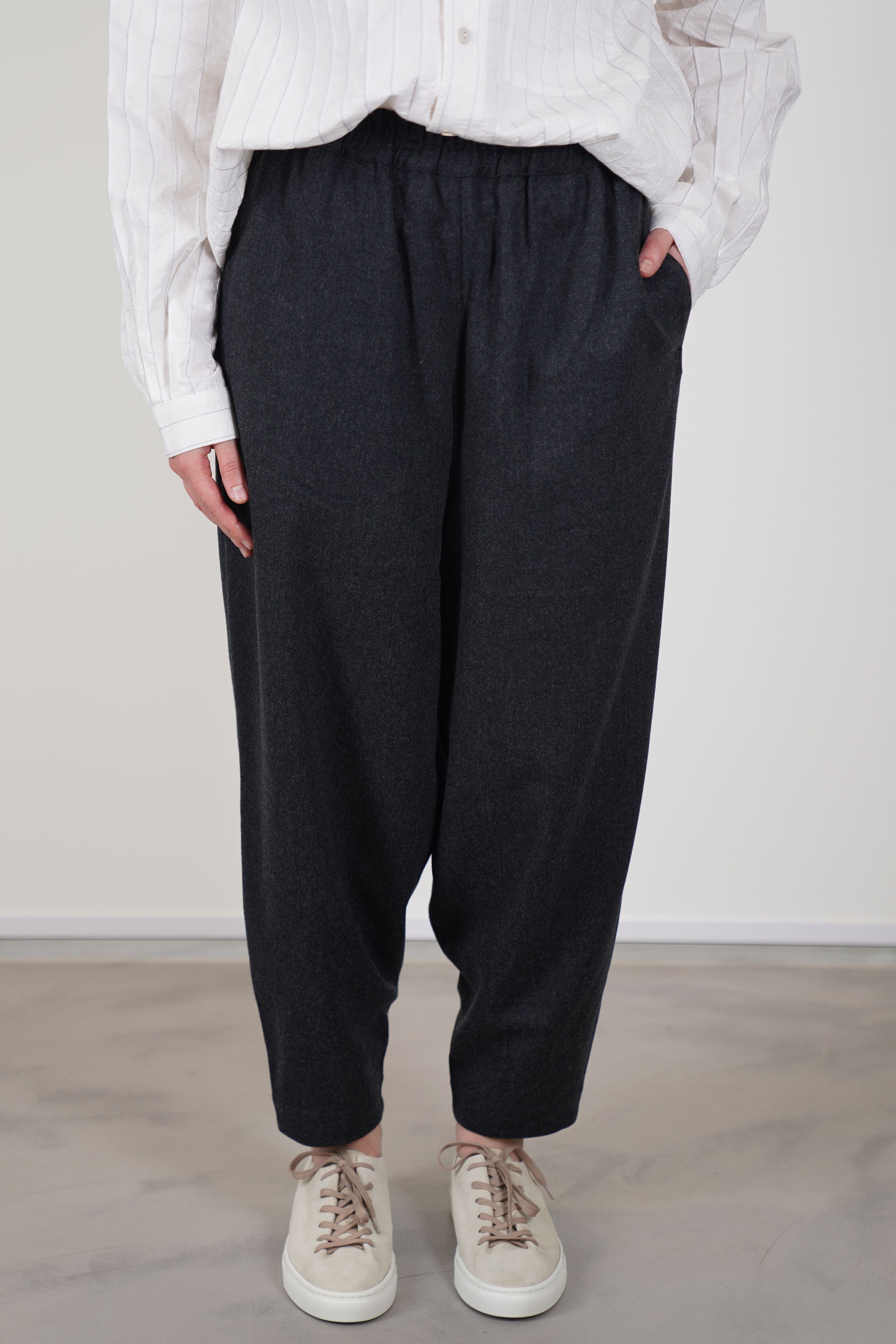 acrobat trousers wool charcoal