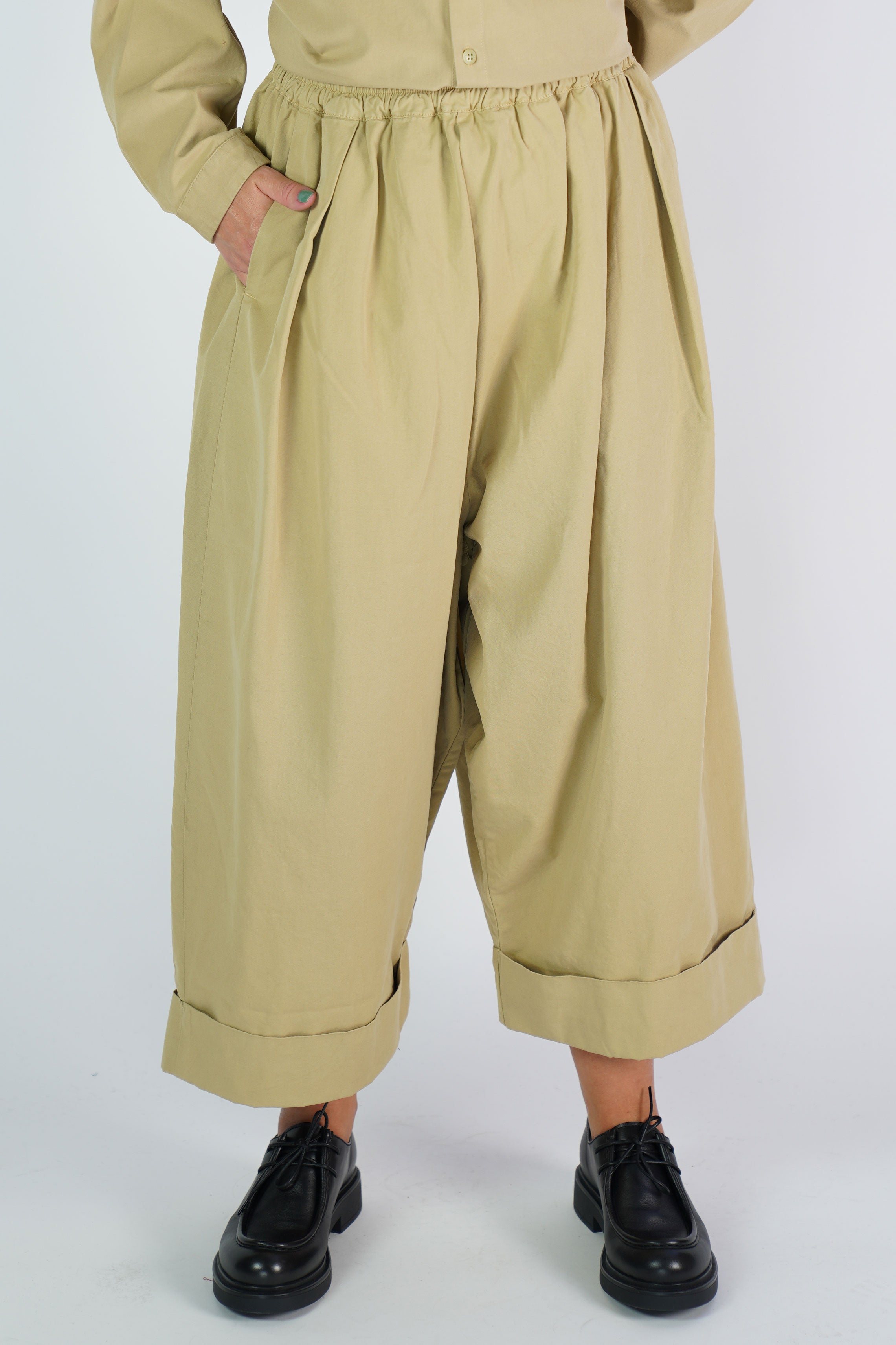 baker trousers sand
