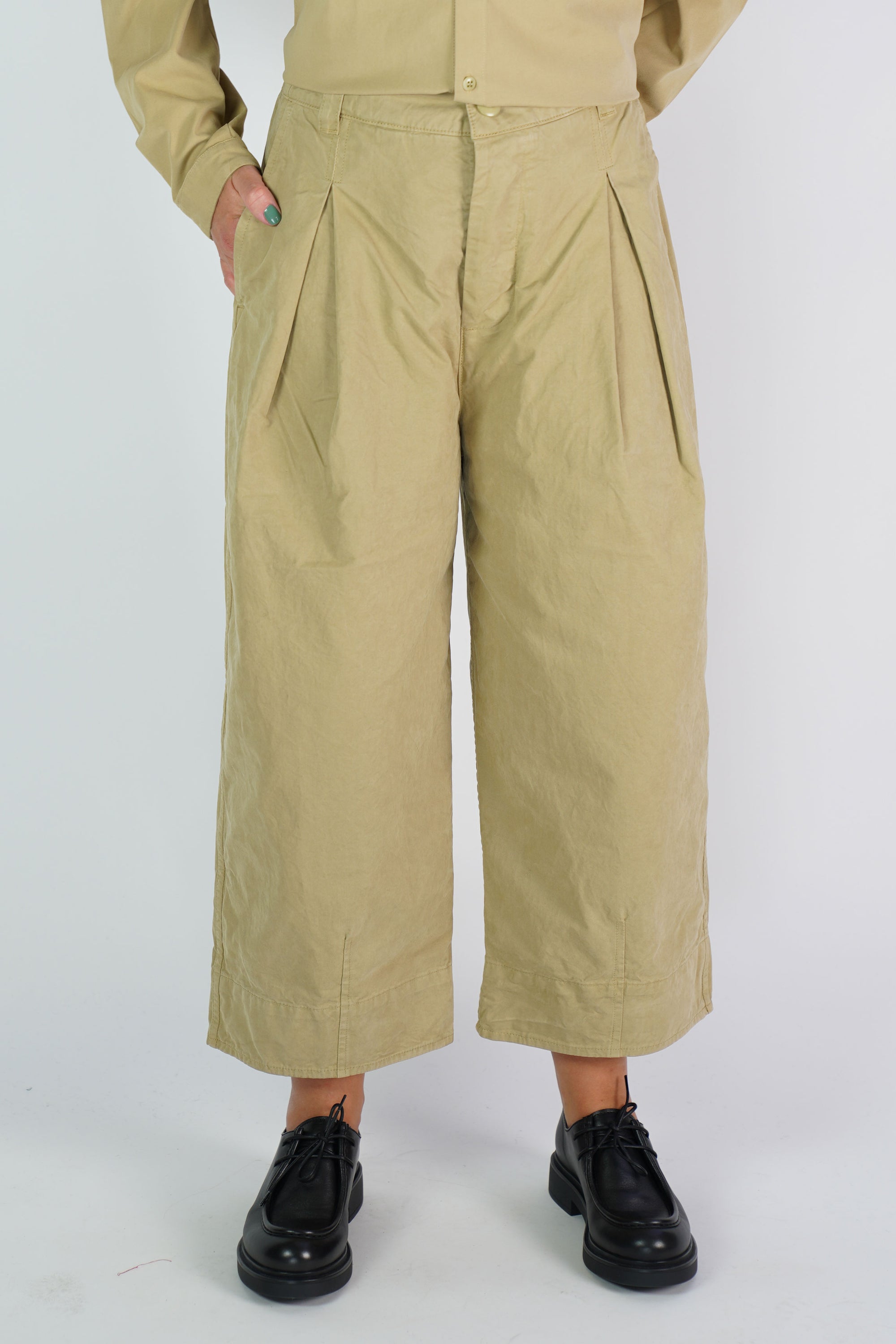 etcher trousers sand