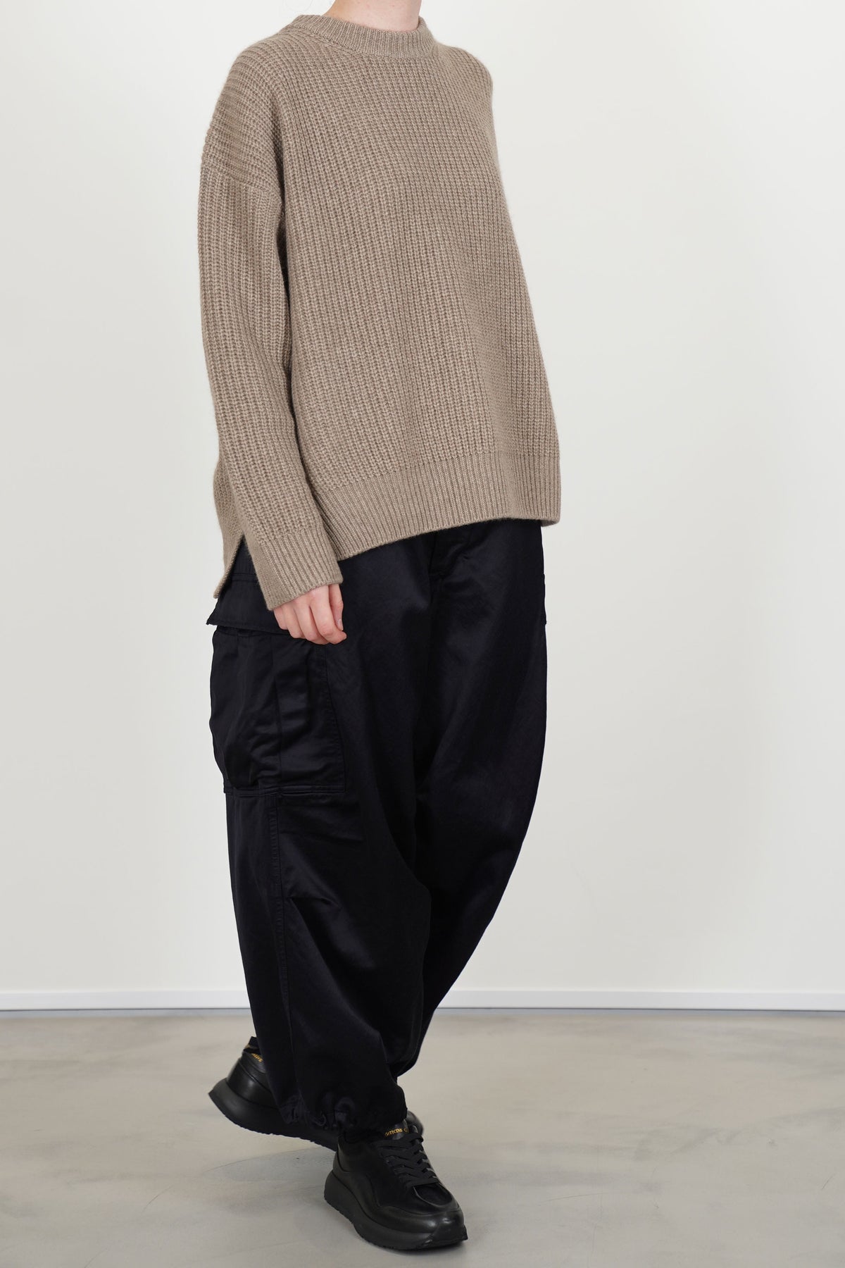 6 pocket baggy pants grayish navy