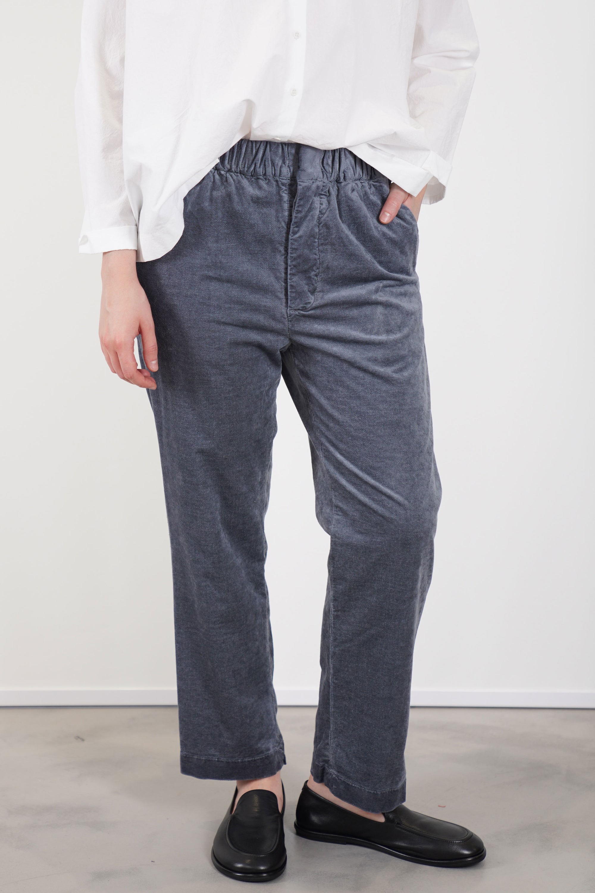 narrow easy trousers velvet blue grey tm41ap04