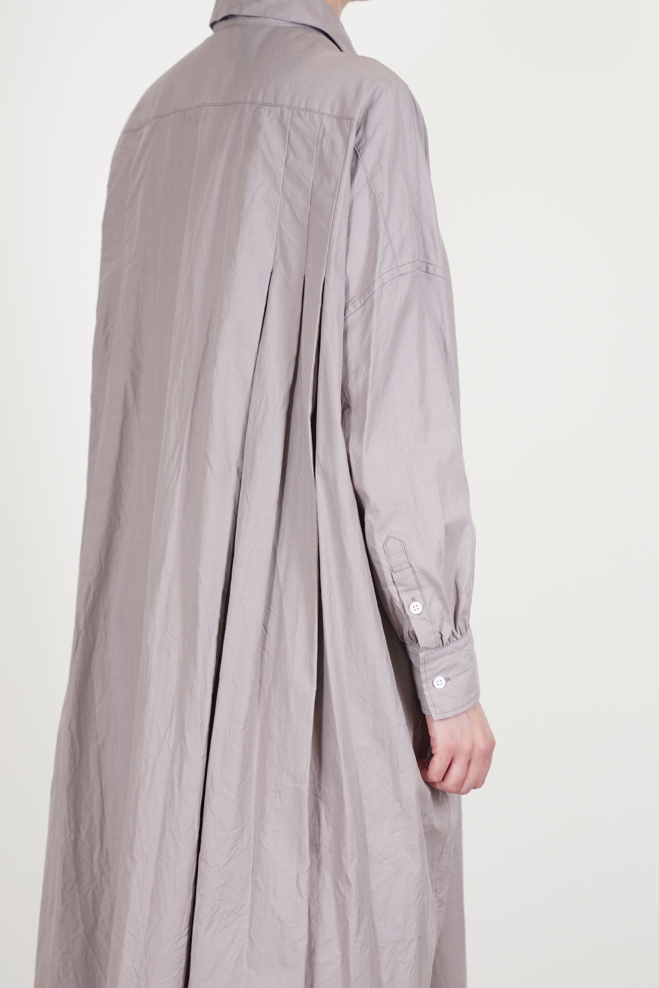 back side pleated shirt dress grayish rose ym43qd05