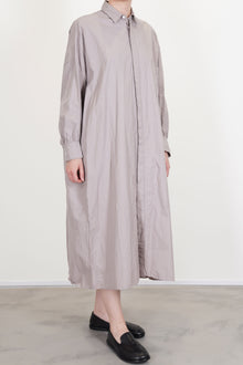 back side pleated shirt dress grayish rose ym43qd05
