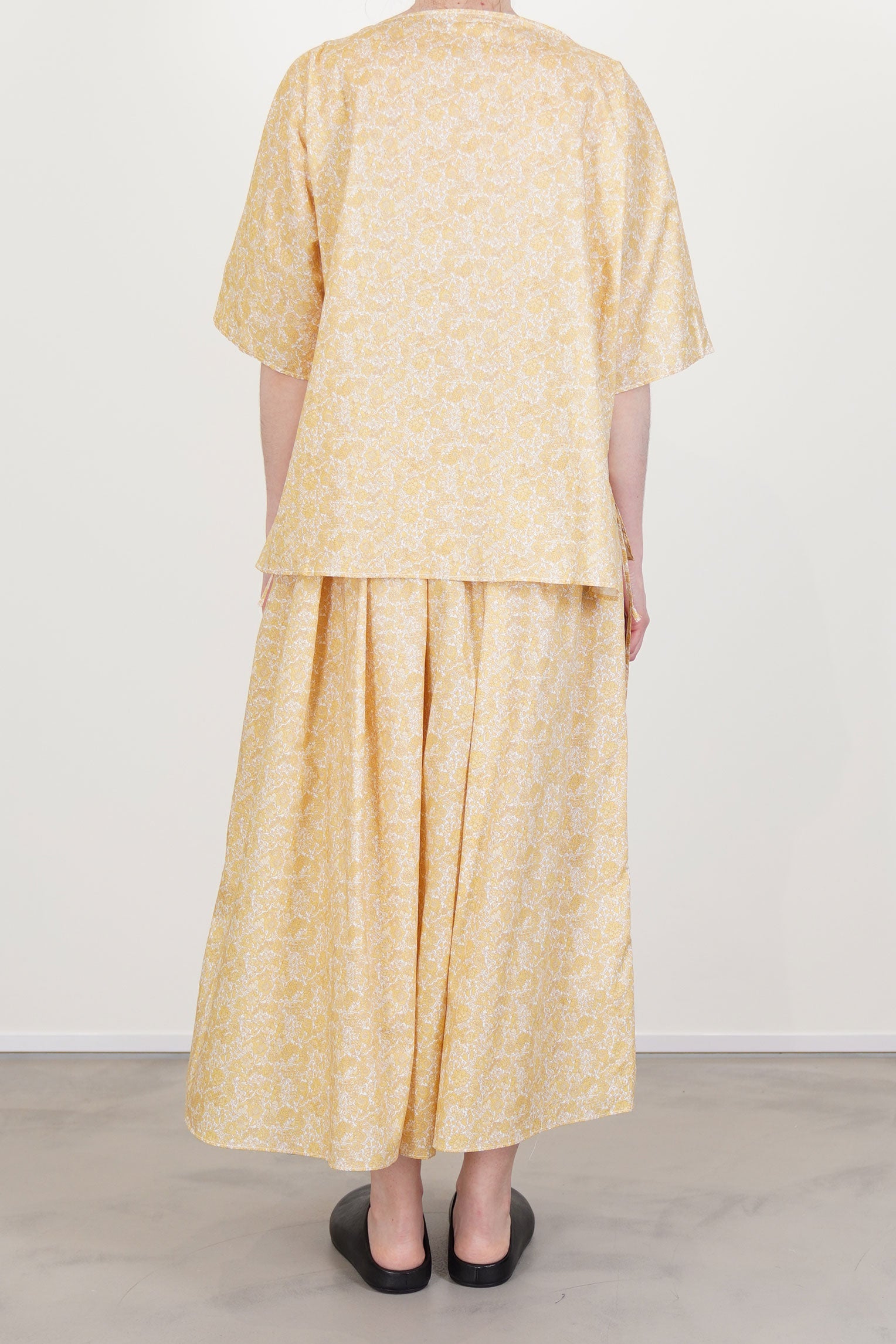 aramber top butter flora