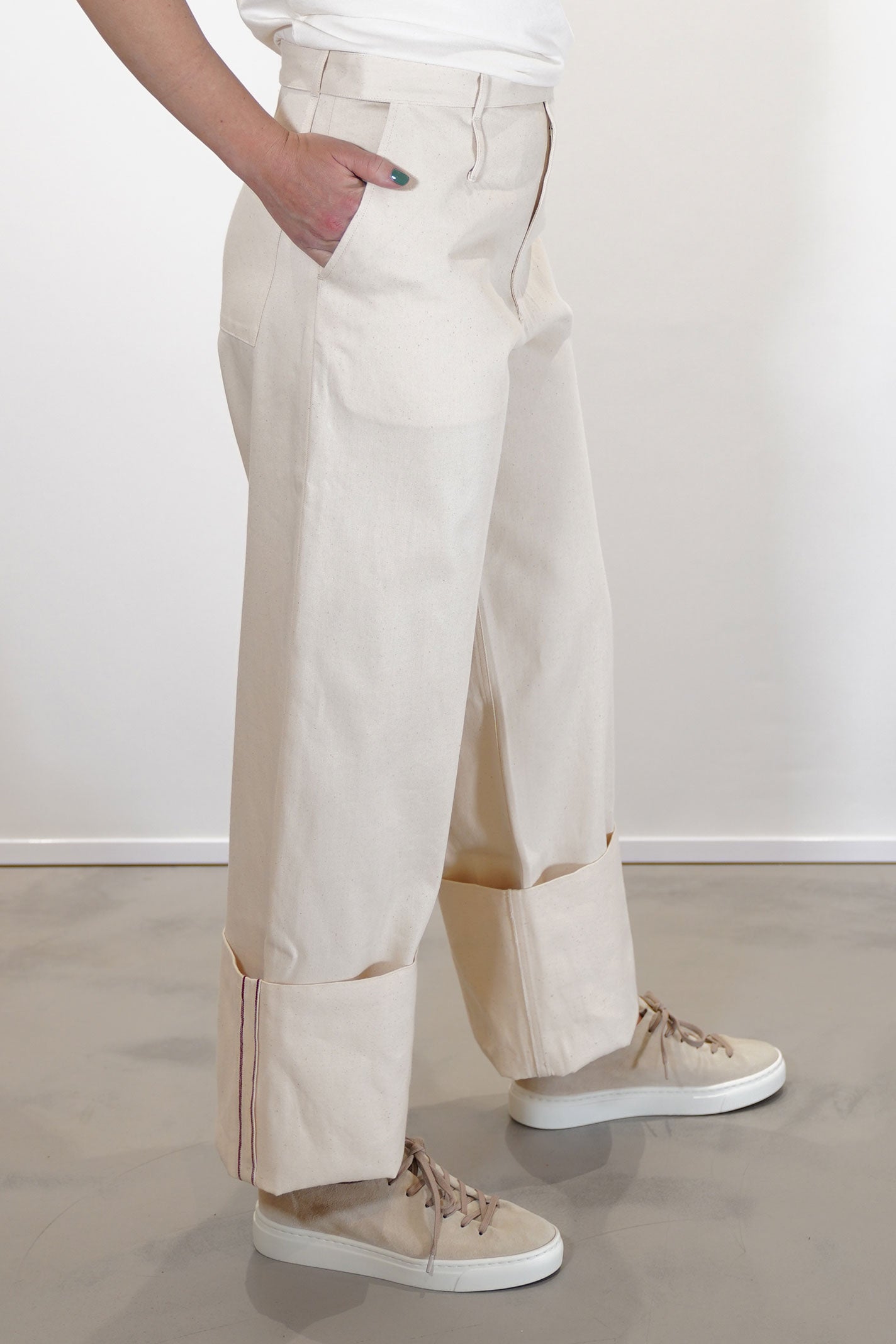 wd-099-al fold up jean alabaster