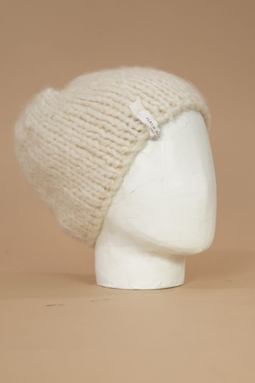 Hand Knitted Cashmere Hat Milk by Album di Famiglia-TU