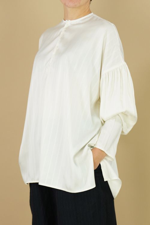 Silk Shirt Basil White by Ecole de Curiosites-S