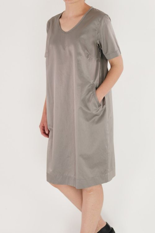 Cotton and Silk Midi Dress Greige by Private0204