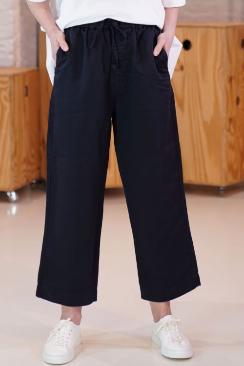 TM40EP03 Easy Field Trousers Black Navy by Toujours