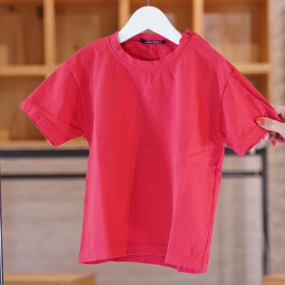 Unisex T-Shirt HC Poppy Red by Album di Famiglia