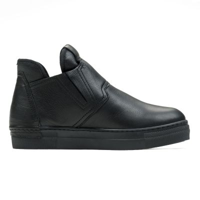 Leather Low Top with Fur Black by Araia Kids